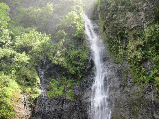 Fautaua Waterfall